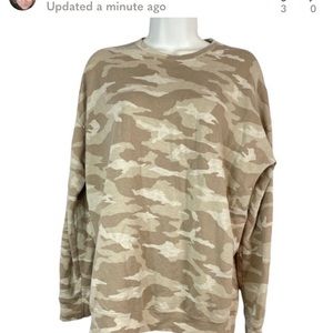 Athleta Camo Balance Pullover Size Small